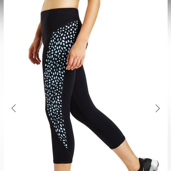 Lorna Jane Active Living Jungle Stability 7/8 Tights Size Medium - Picture 2 of 11